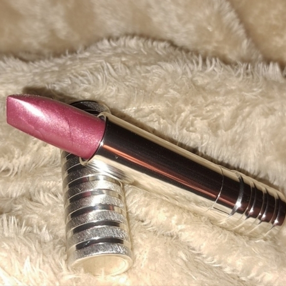 CLINIQUE DRAMATICALLY DIFFERENT LIPSTICK 💄 RASPBERRY GLACE 44 New - Picture 9 of 12